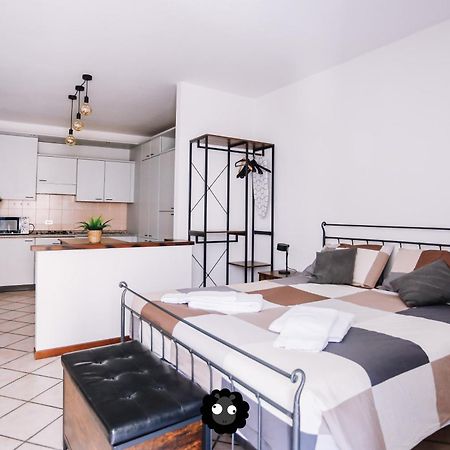 Flat Mazzini 6 Apartment Alzano Lombardo Bagian luar foto