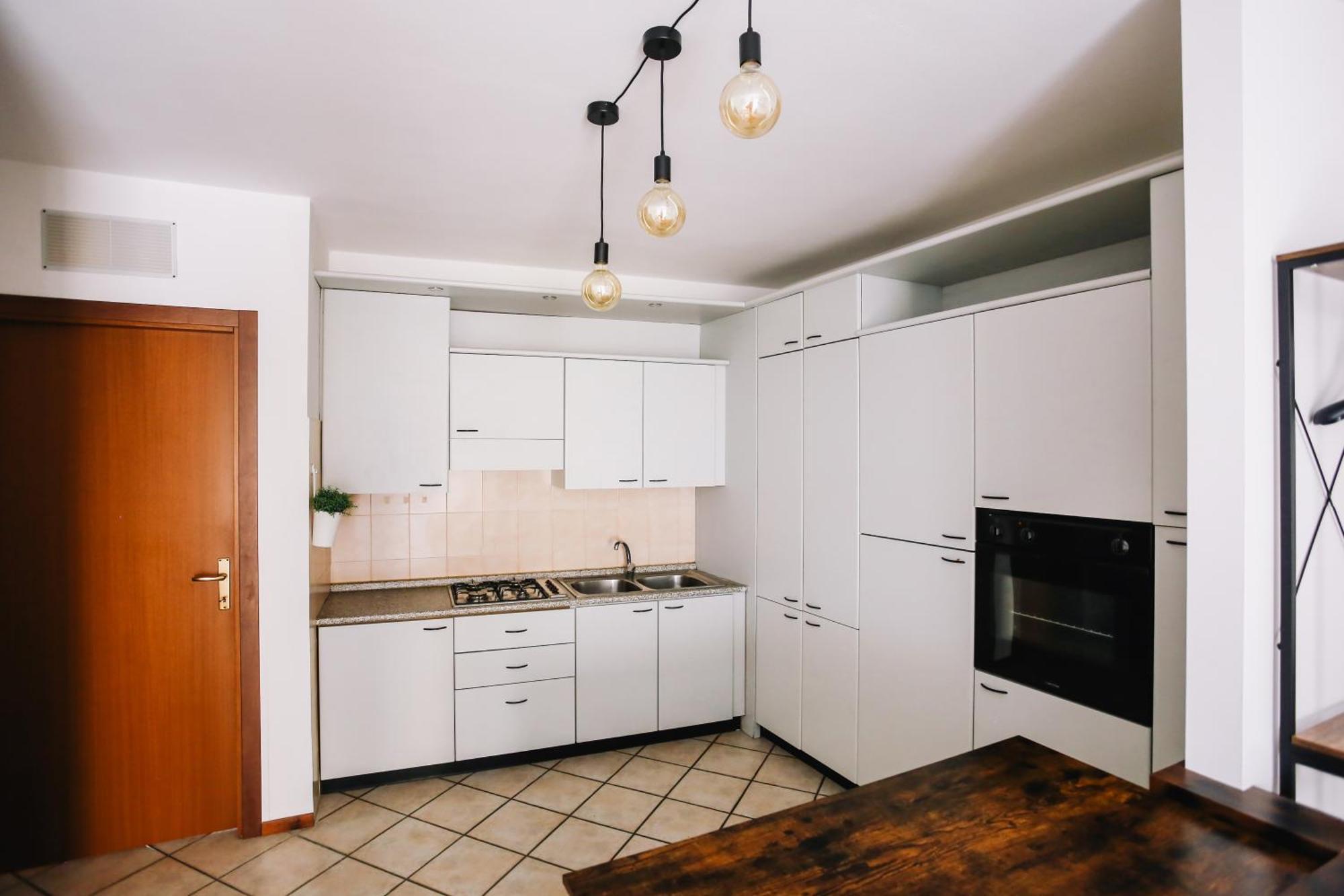Flat Mazzini 6 Apartment Alzano Lombardo Bagian luar foto
