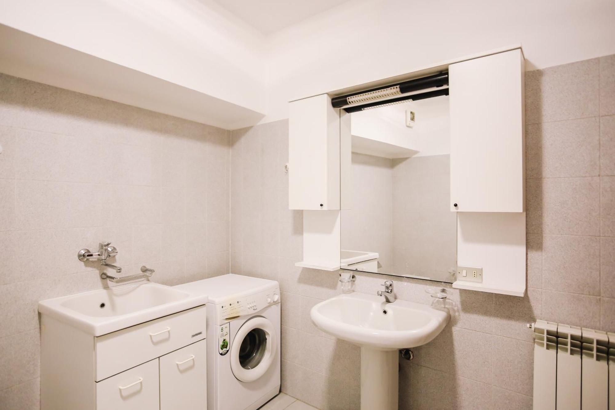 Flat Mazzini 6 Apartment Alzano Lombardo Bagian luar foto